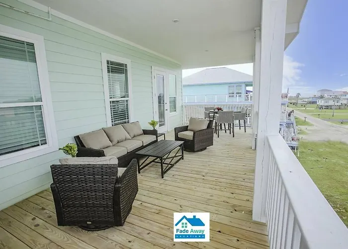 Kalm By The Beach - Ocean View - Sleeps 14